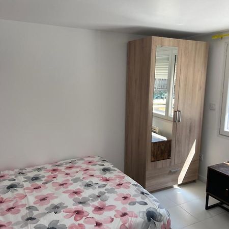 Manaslu Home Palaiseau Luaran gambar